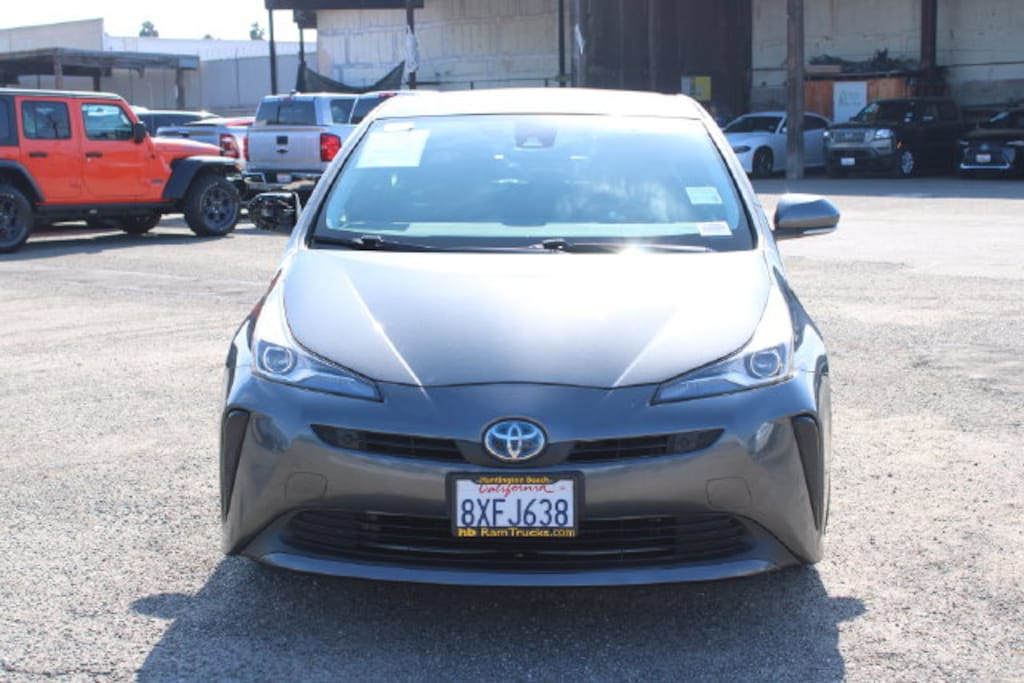 Used 2022 Toyota Prius LE Hatchback