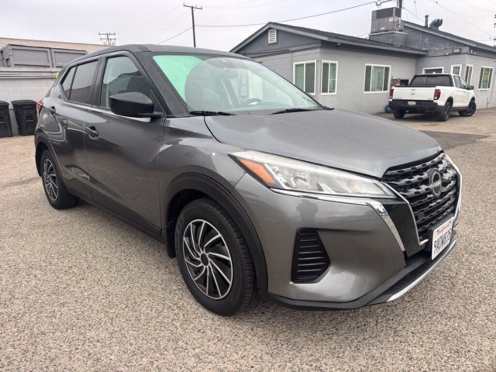 Used 2022 Nissan Kicks S SUV