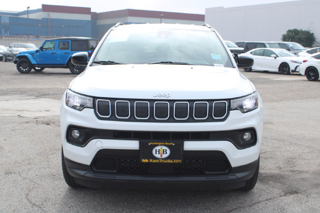 3C4NJDBB6NT199915