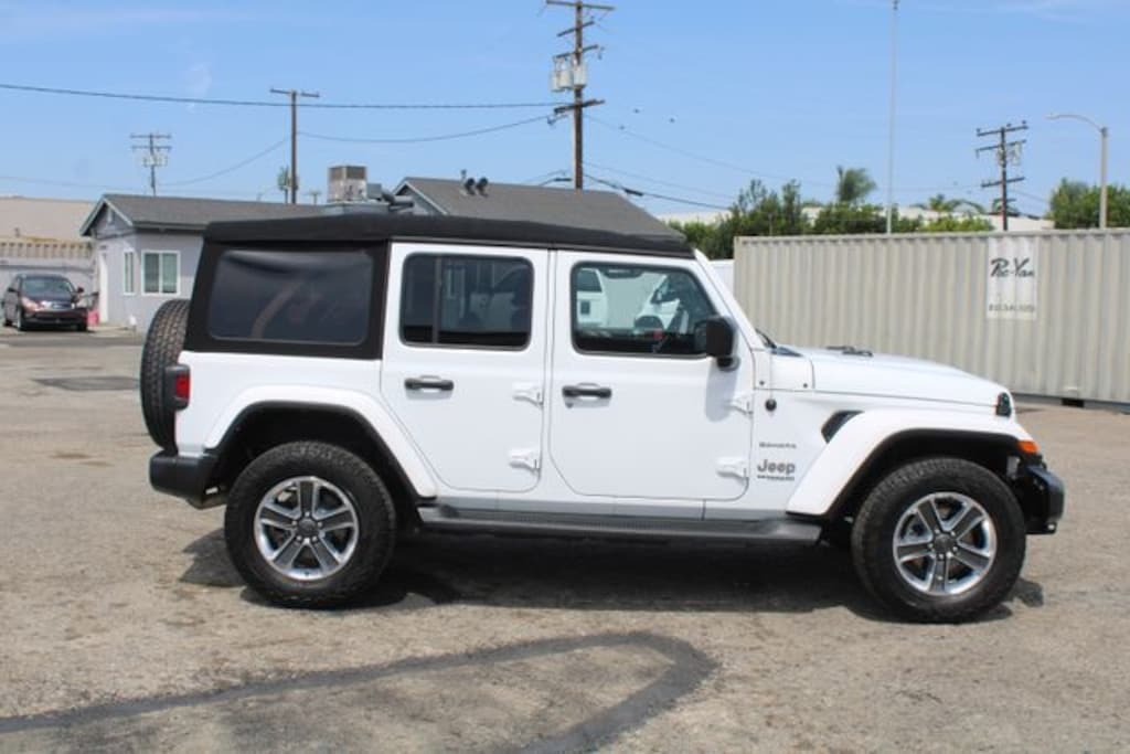 Used 2022 Jeep Wrangler Unlimited Sahara SUV