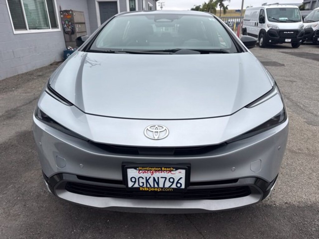 Used 2023 Toyota Prius XLE Hatchback