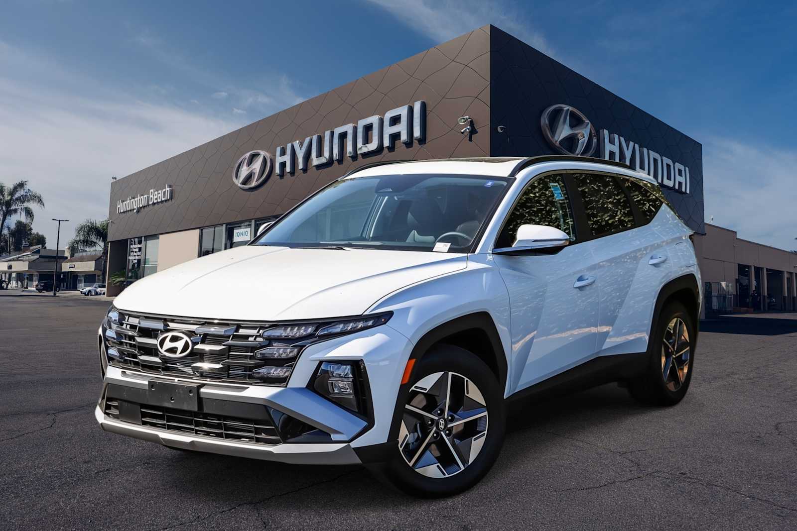 New 2026 Hyundai Tucson SEL Premium FWD SUV