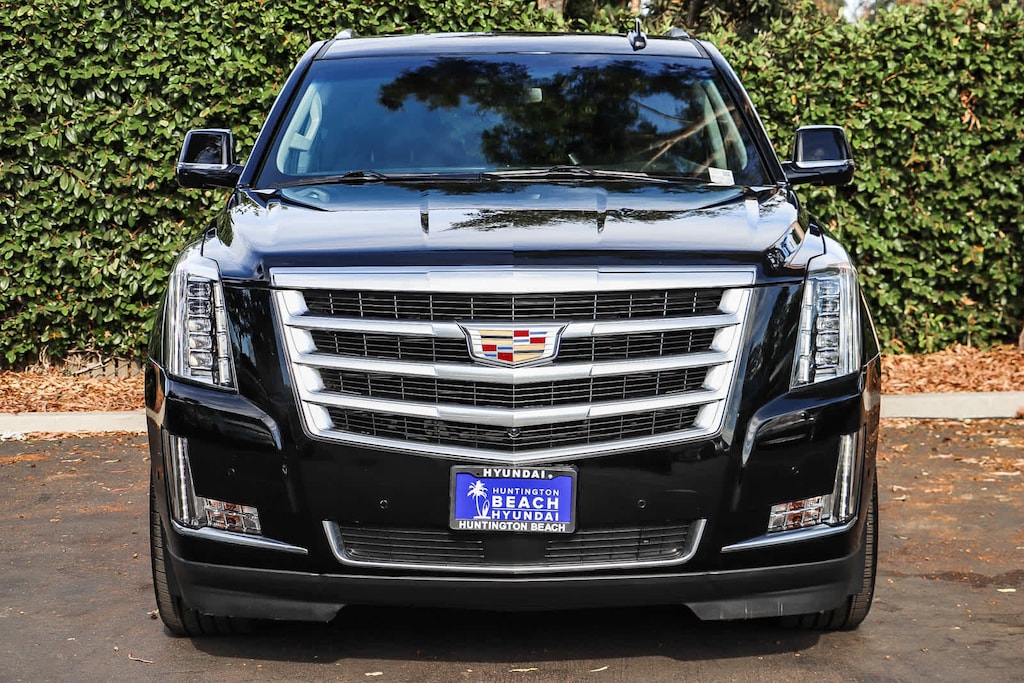 Used 2020 Cadillac Escalade Premium Luxury SUV