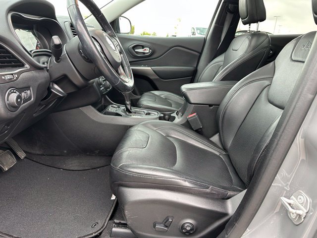 Photo 16