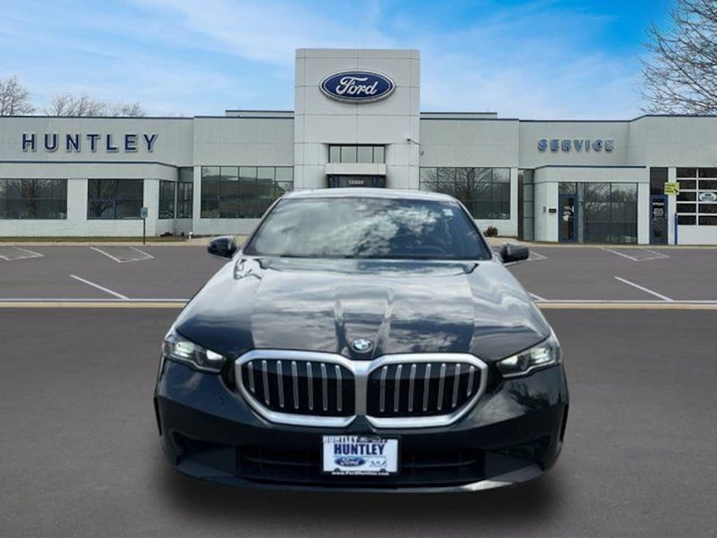 Used 2025 BMW 5 Series 530i xDrive Sedan
