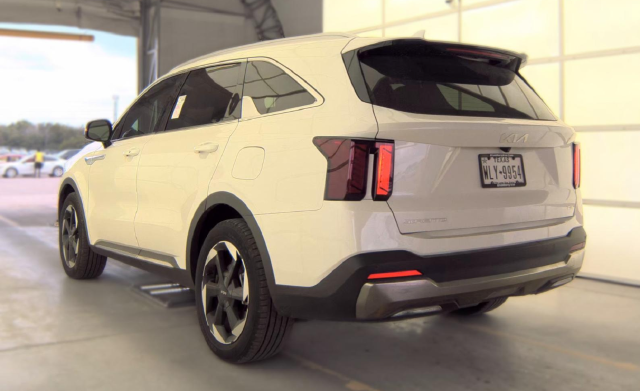Used 2025 Kia Sorento Hybrid EX SUV