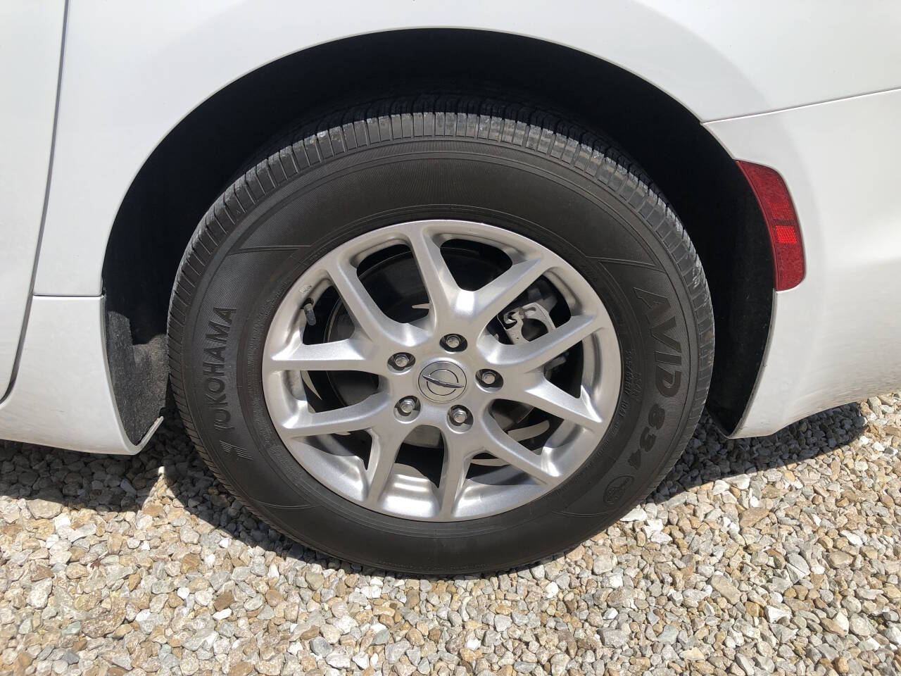 2024 Chrysler Pacifica Touring L - Photo 10