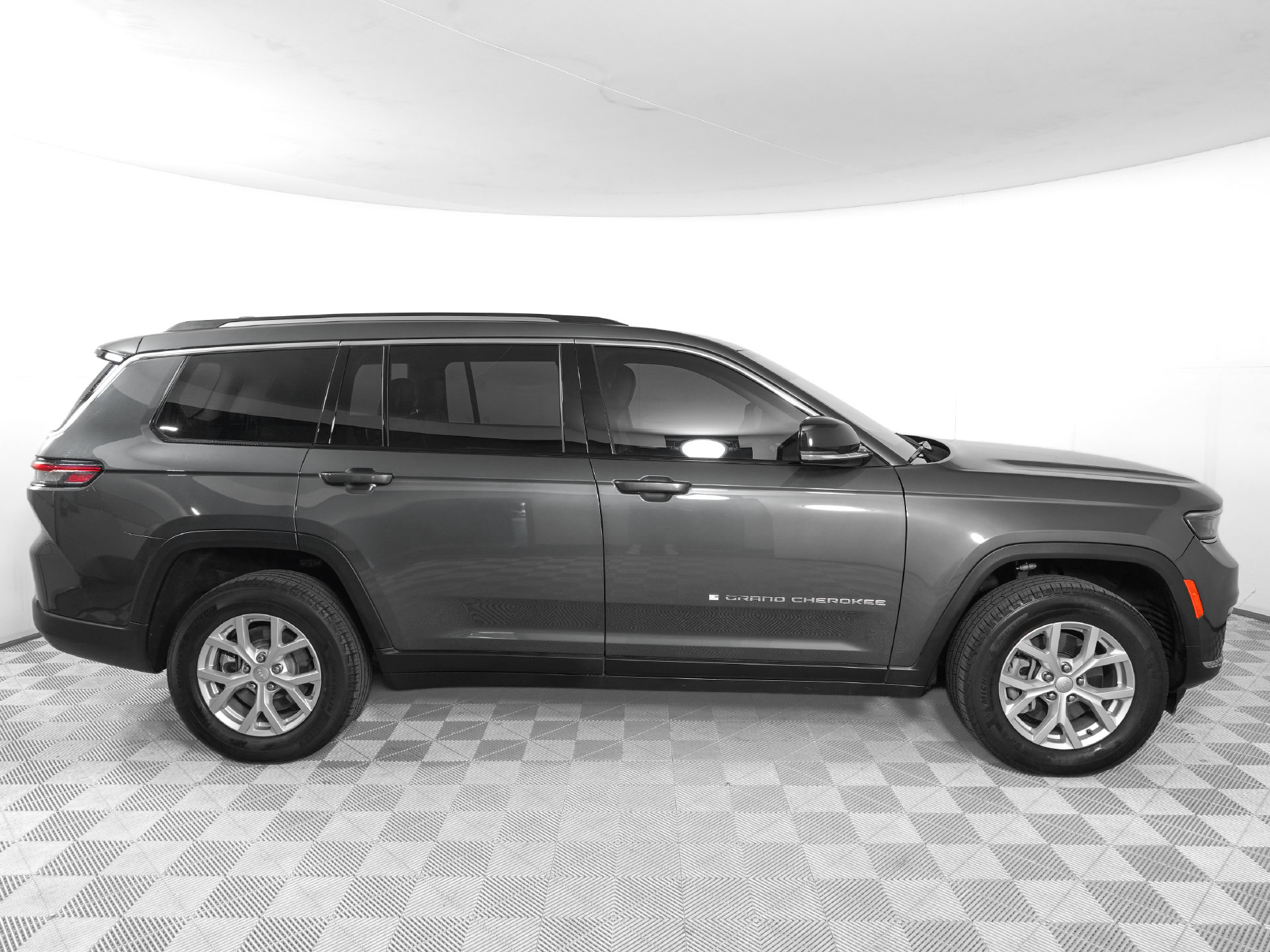 Used 2023 Jeep Grand Cherokee L Limited SUV