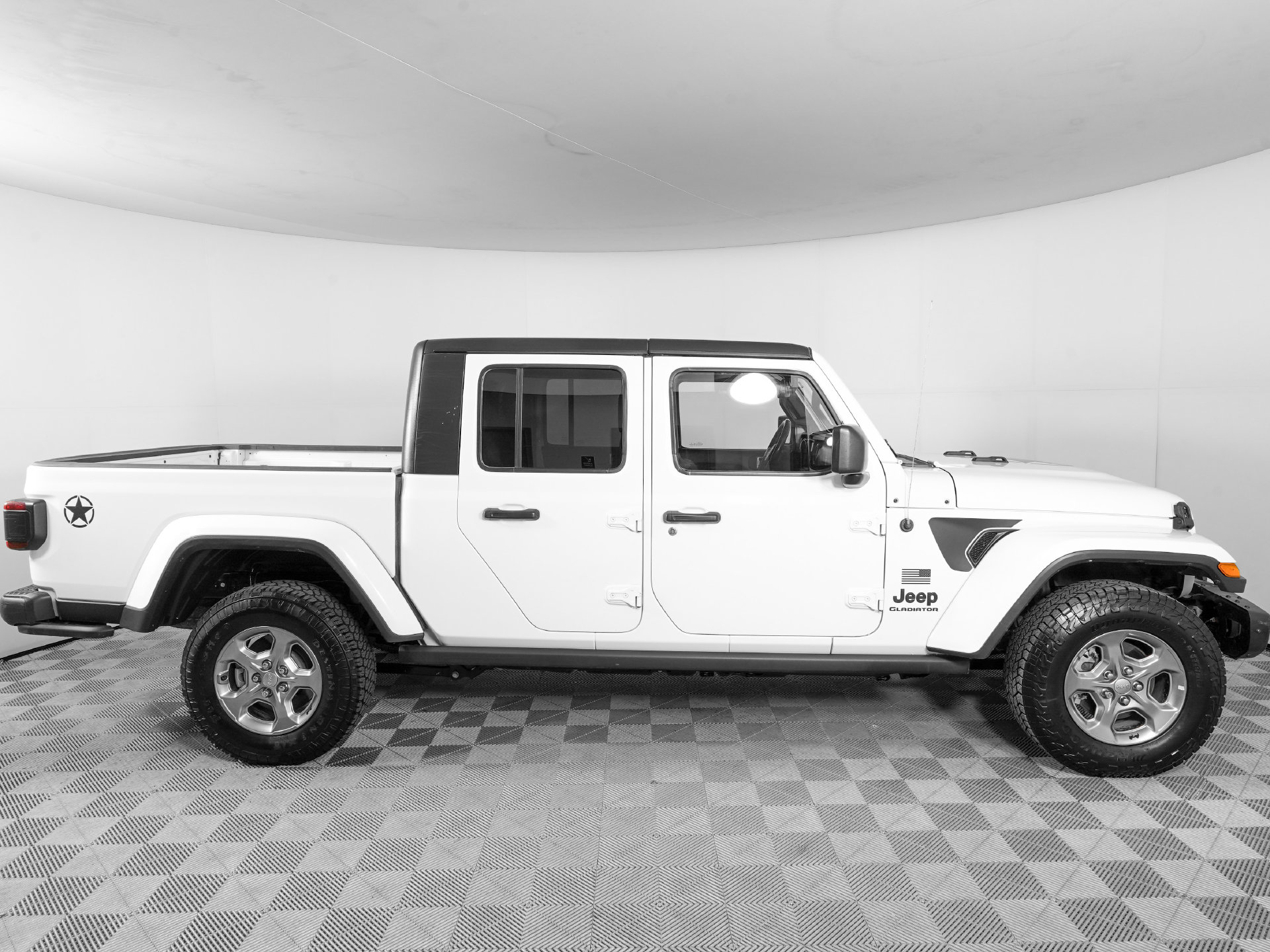 Used 2021 Jeep Gladiator Sport Truck Crew Cab