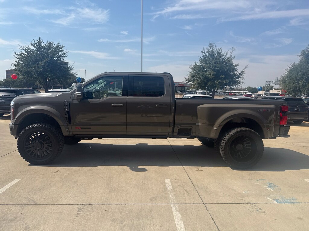 Used 2027 Ford F-450 Truck Crew Cab