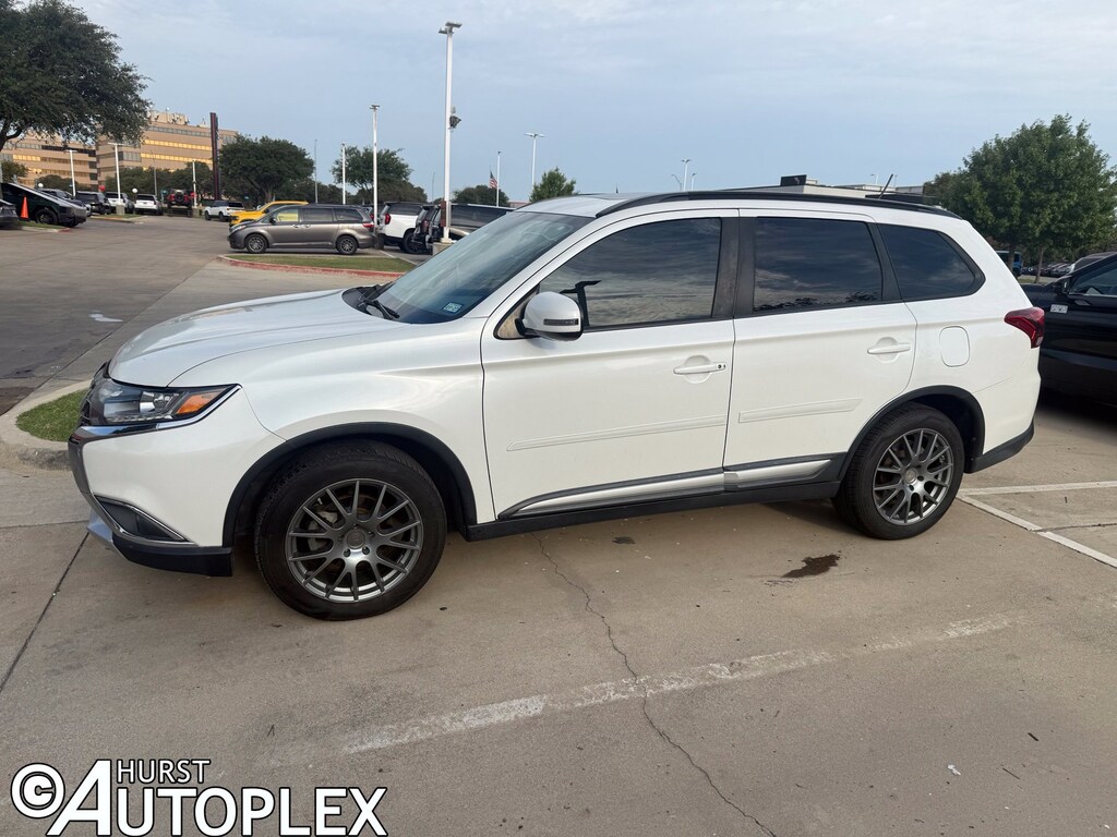 Used 2016 Mitsubishi Outlander SUV
