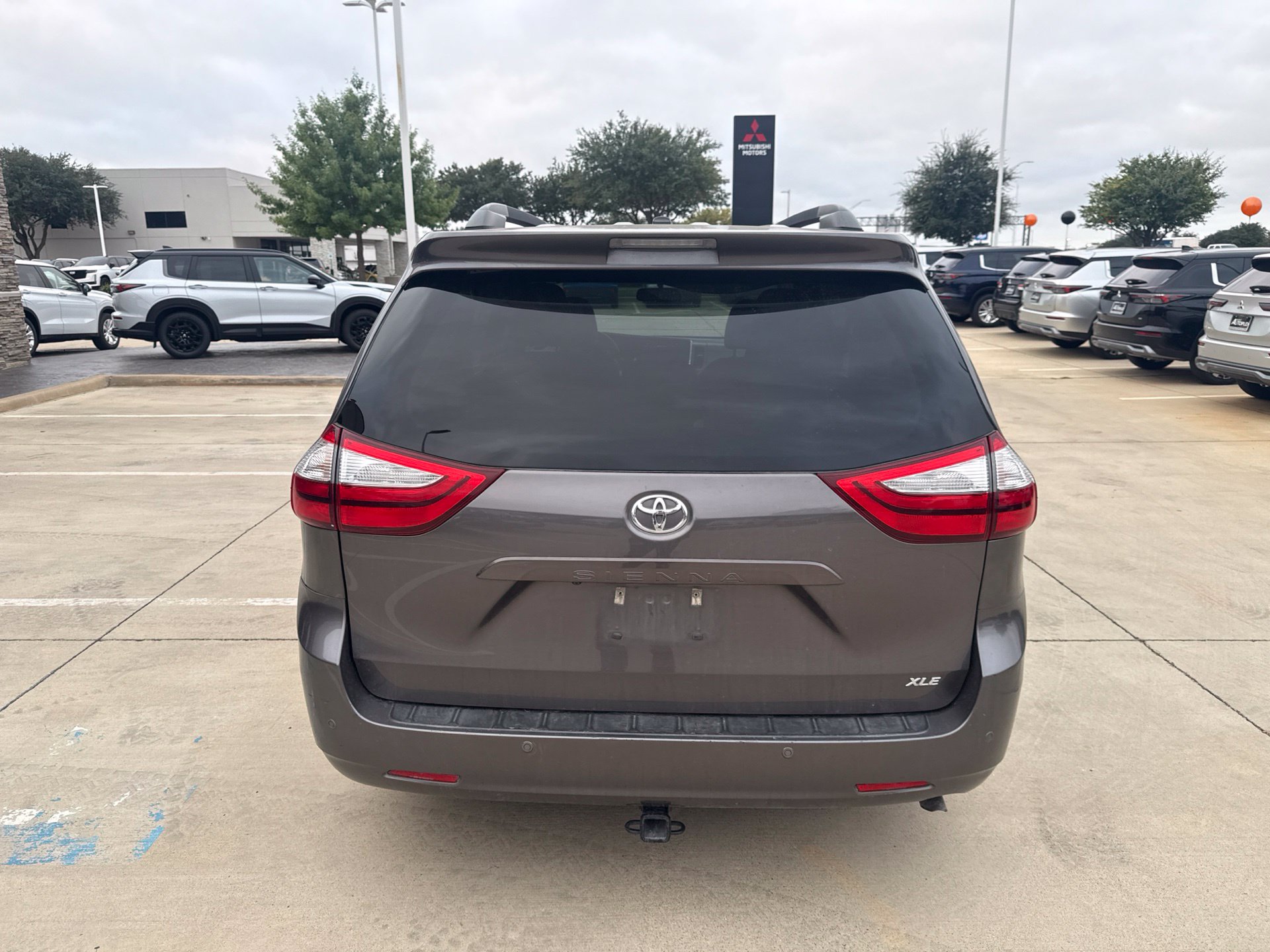 Used 2015 Toyota Sienna XLE Van