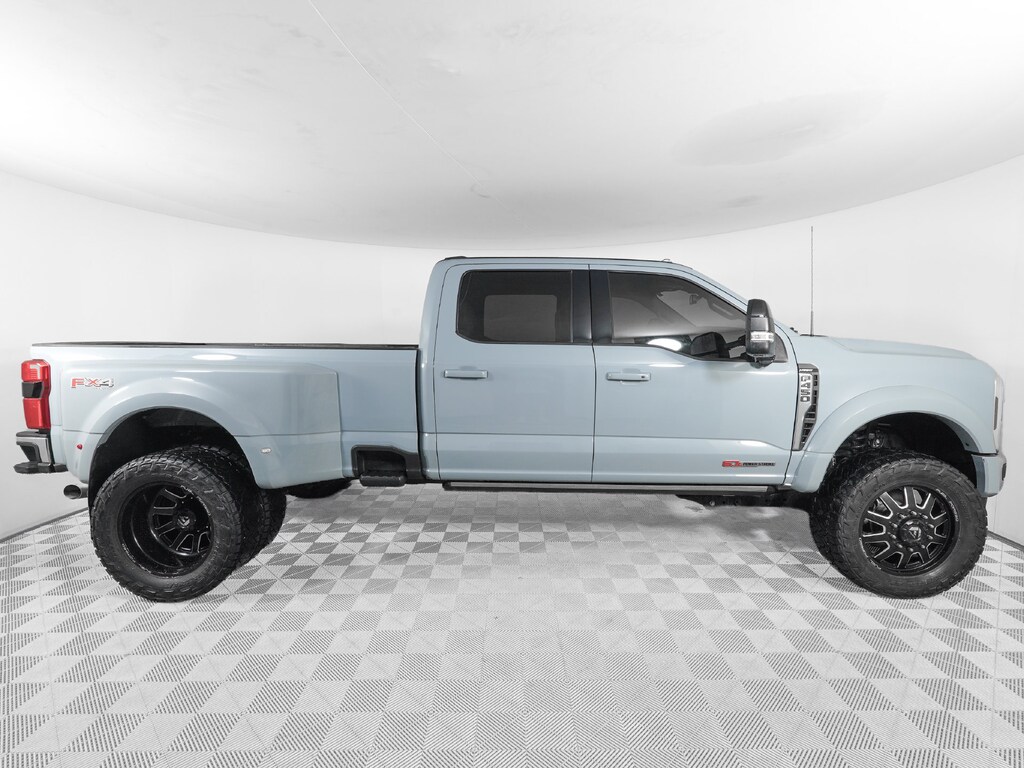 Used 2024 Ford F-450 Lariat Truck