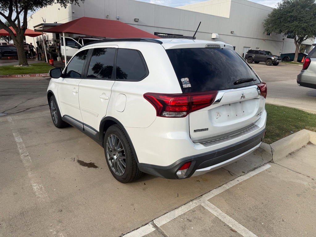 Used 2016 Mitsubishi Outlander SEL SUV