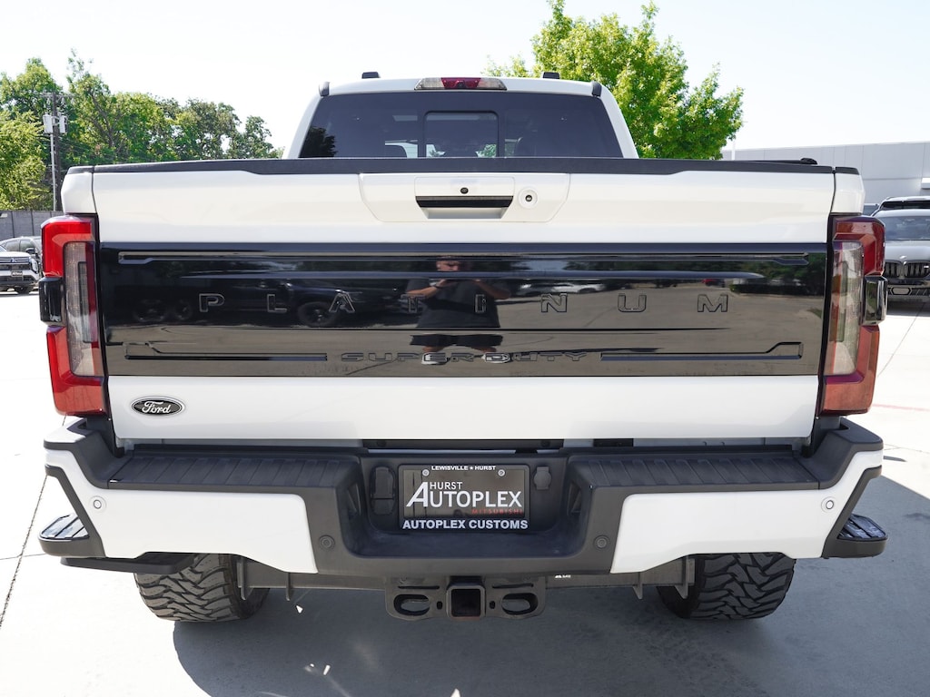 Used 2024 Ford F-250SD Platinum Truck