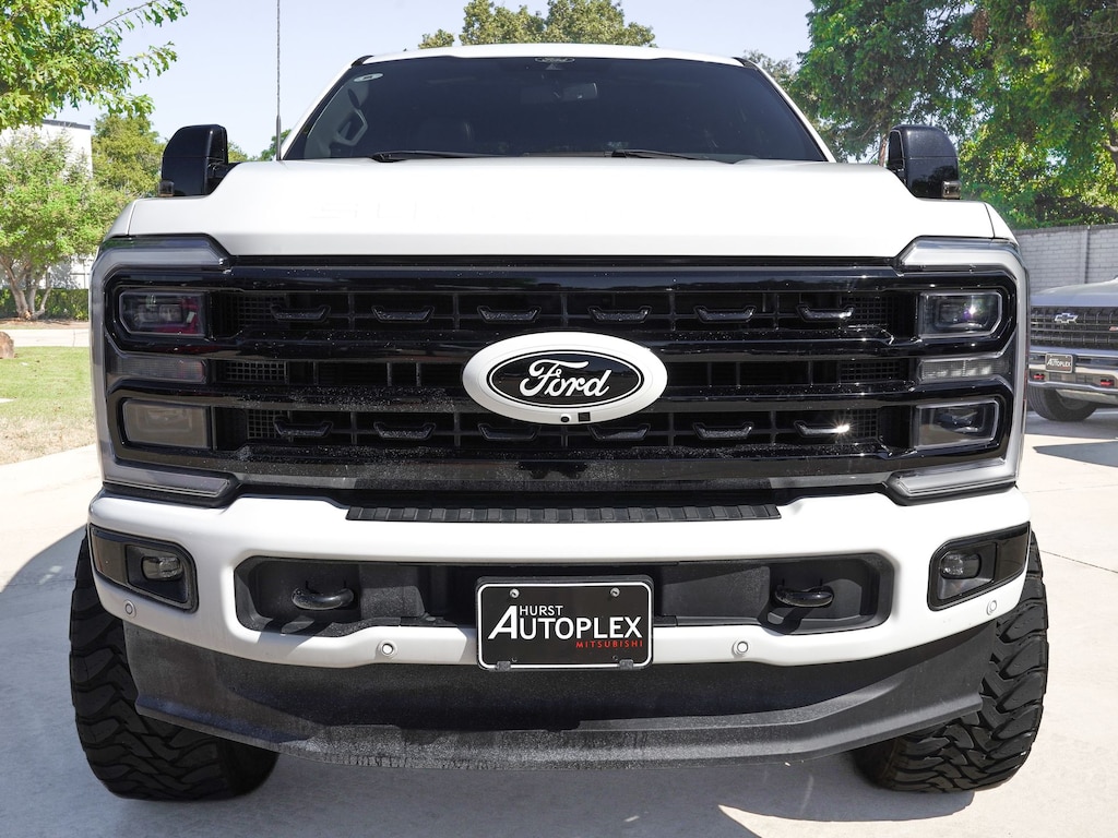 Used 2024 Ford F-250SD Platinum Truck