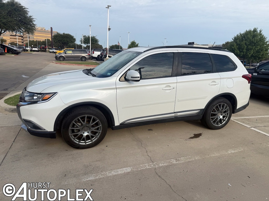 Used 2016 Mitsubishi Outlander SEL SUV