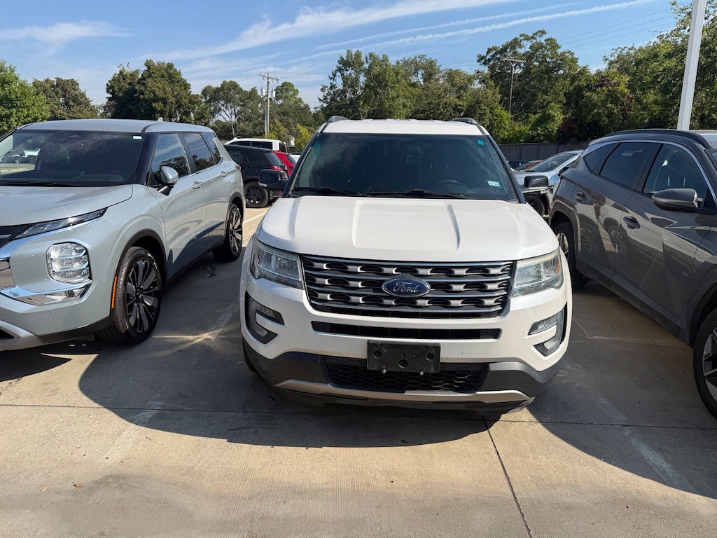 Used 2017 Ford Explorer XLT SUV