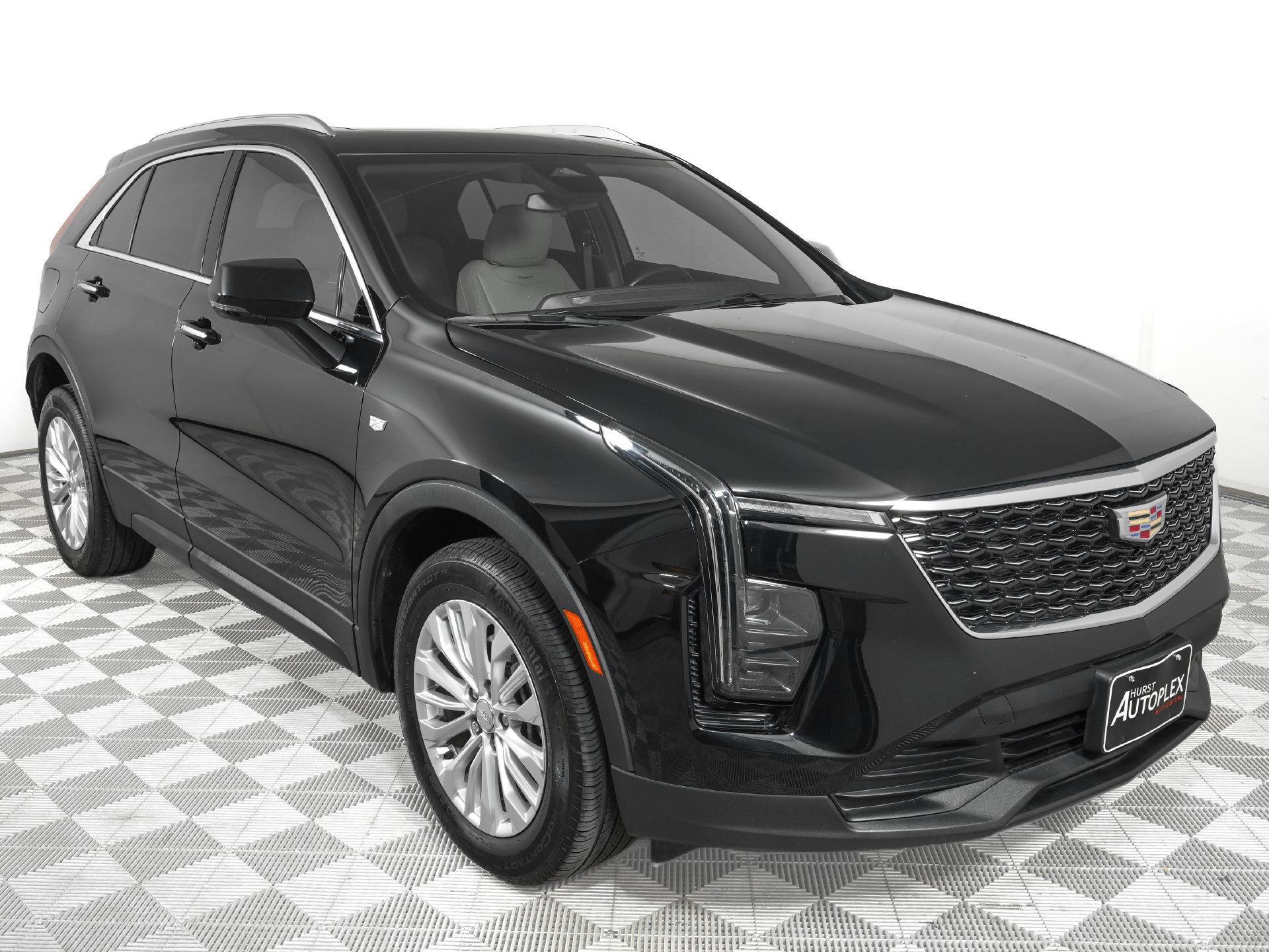 Used 2024 CADILLAC XT4 Luxury SUV