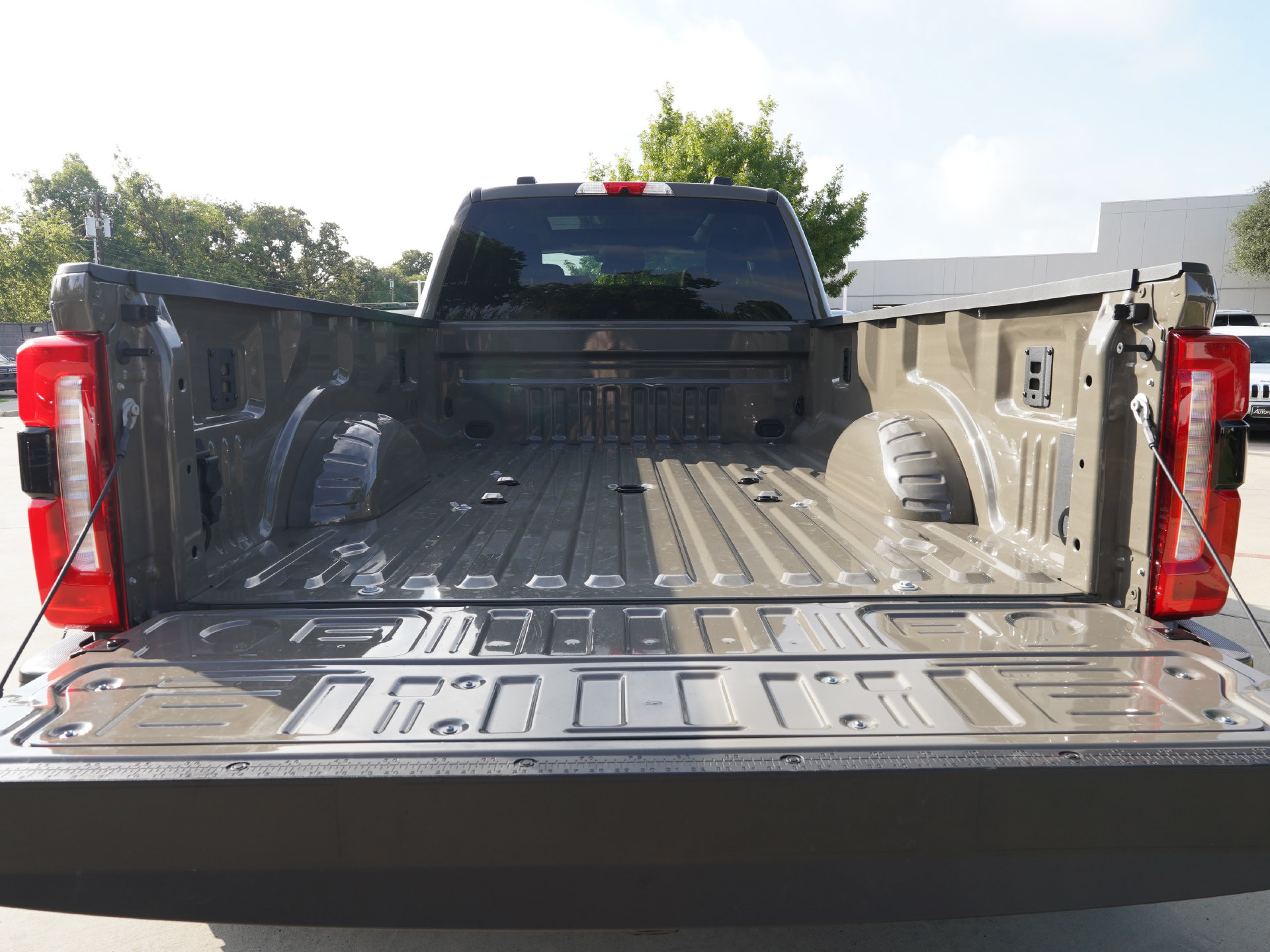 Used 2027 Ford F-450 Lariat Truck
