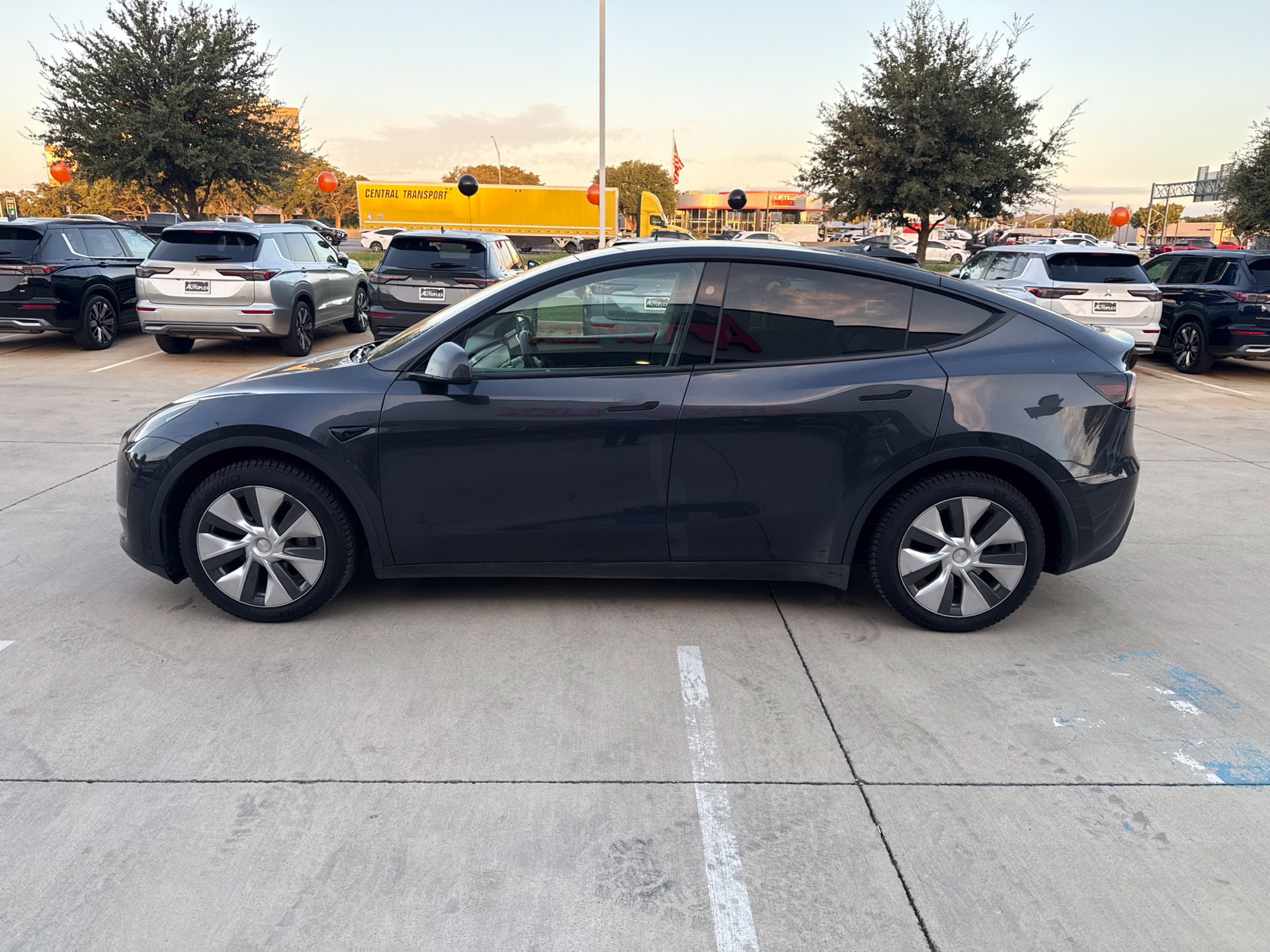 Used 2024 Tesla Model Y Long Range SUV