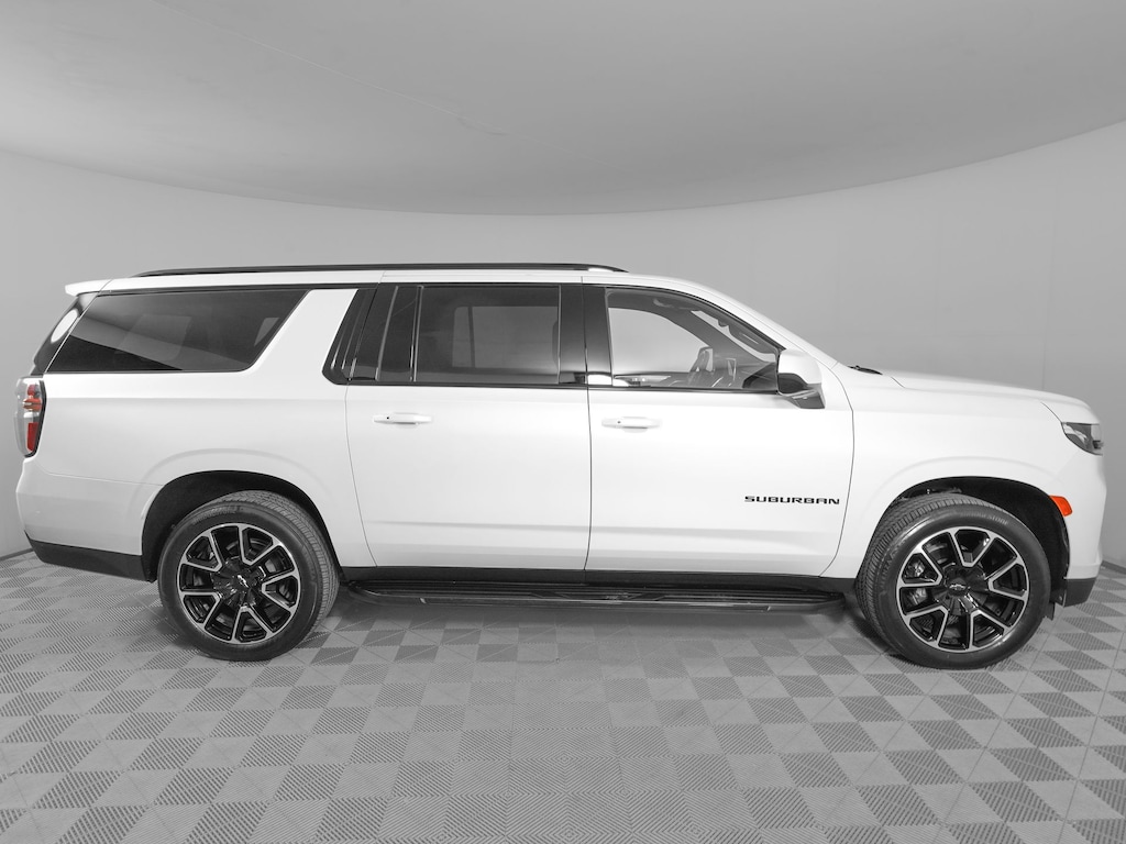 Used 2024 Chevrolet Suburban RST SUV