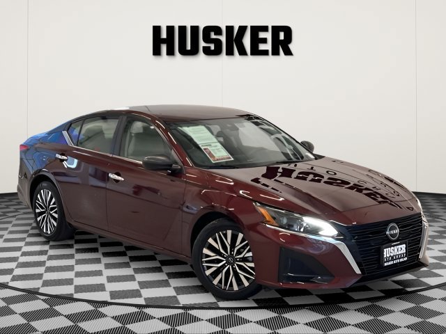 2025 Nissan Altima