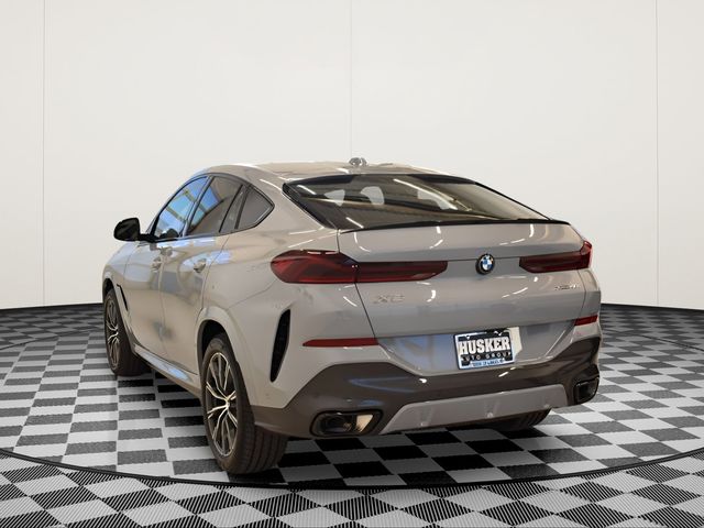 2027 BMW X6 40i - Photo 10