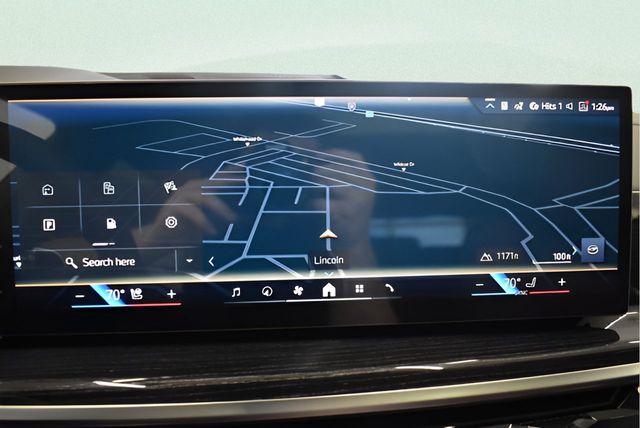 2027 BMW X6 40i - Photo 8