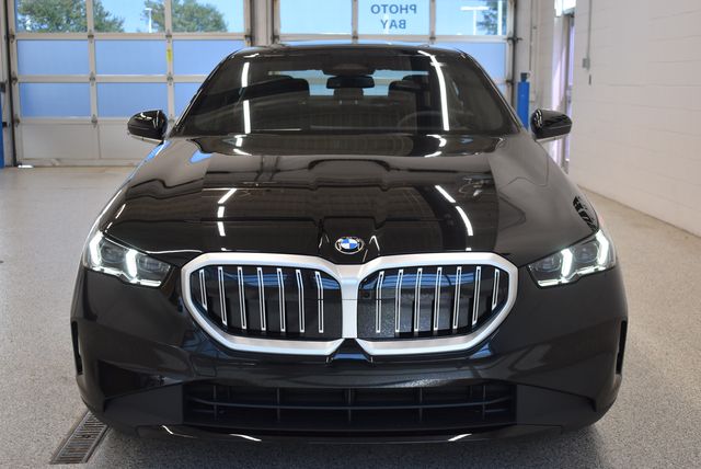 New 2027 BMW 530i xDrive Sedan