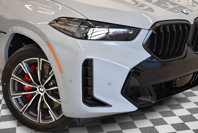 2027 BMW X6 40i - Photo 30