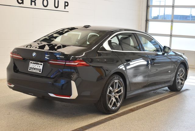 New 2027 BMW 530i xDrive Sedan
