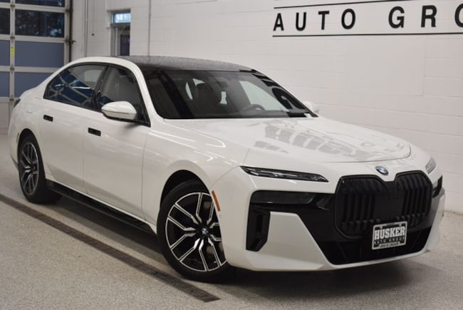 2024 BMW 7 Series 740i xDrive Sedan