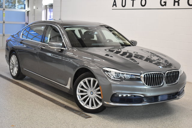 2017 BMW 7 Series 740i xDrive Sedan