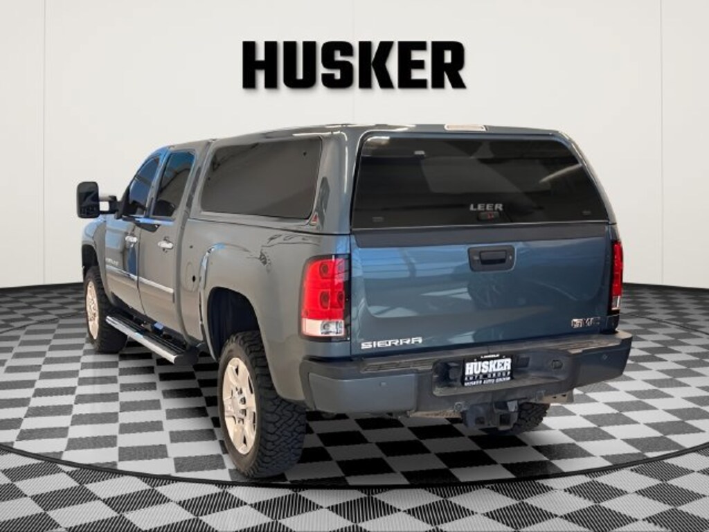 Used 2011 GMC Sierra 2500 HD Denali Truck