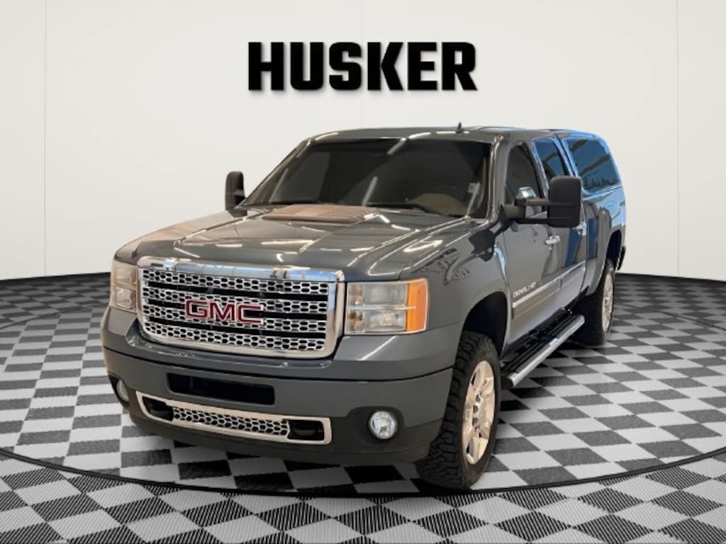 Used 2011 GMC Sierra 2500 HD Denali Truck