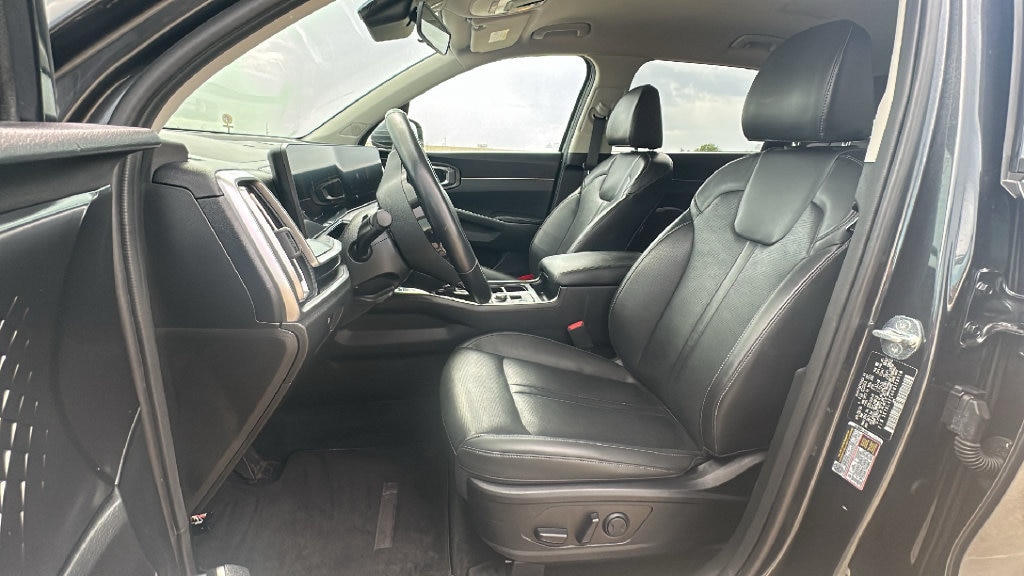 Used 2024 Kia Sorento S SUV