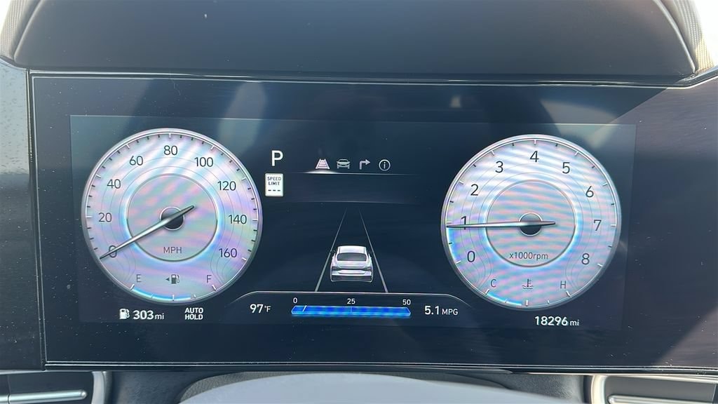 Used 2025 Hyundai Elantra SEL Convenience Sedan
