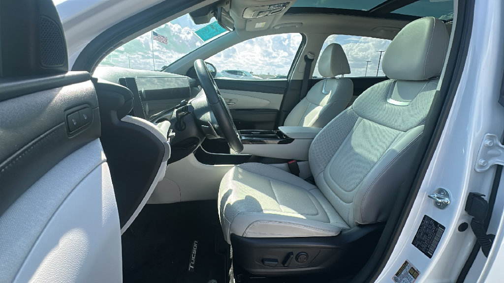 Used 2026 Hyundai Tucson Hybrid Limited SUV