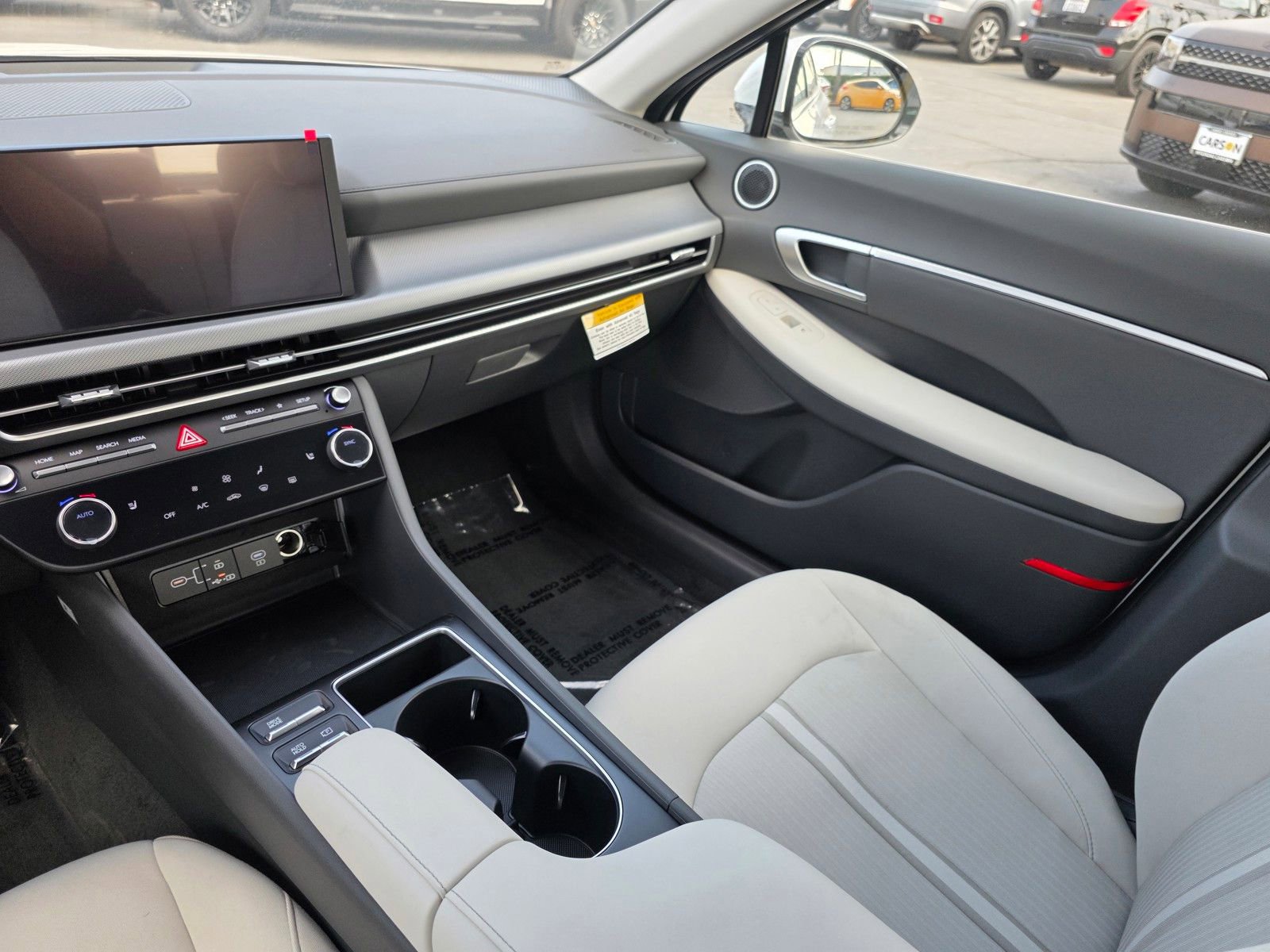 2025 Hyundai Sonata SEL - Photo 15