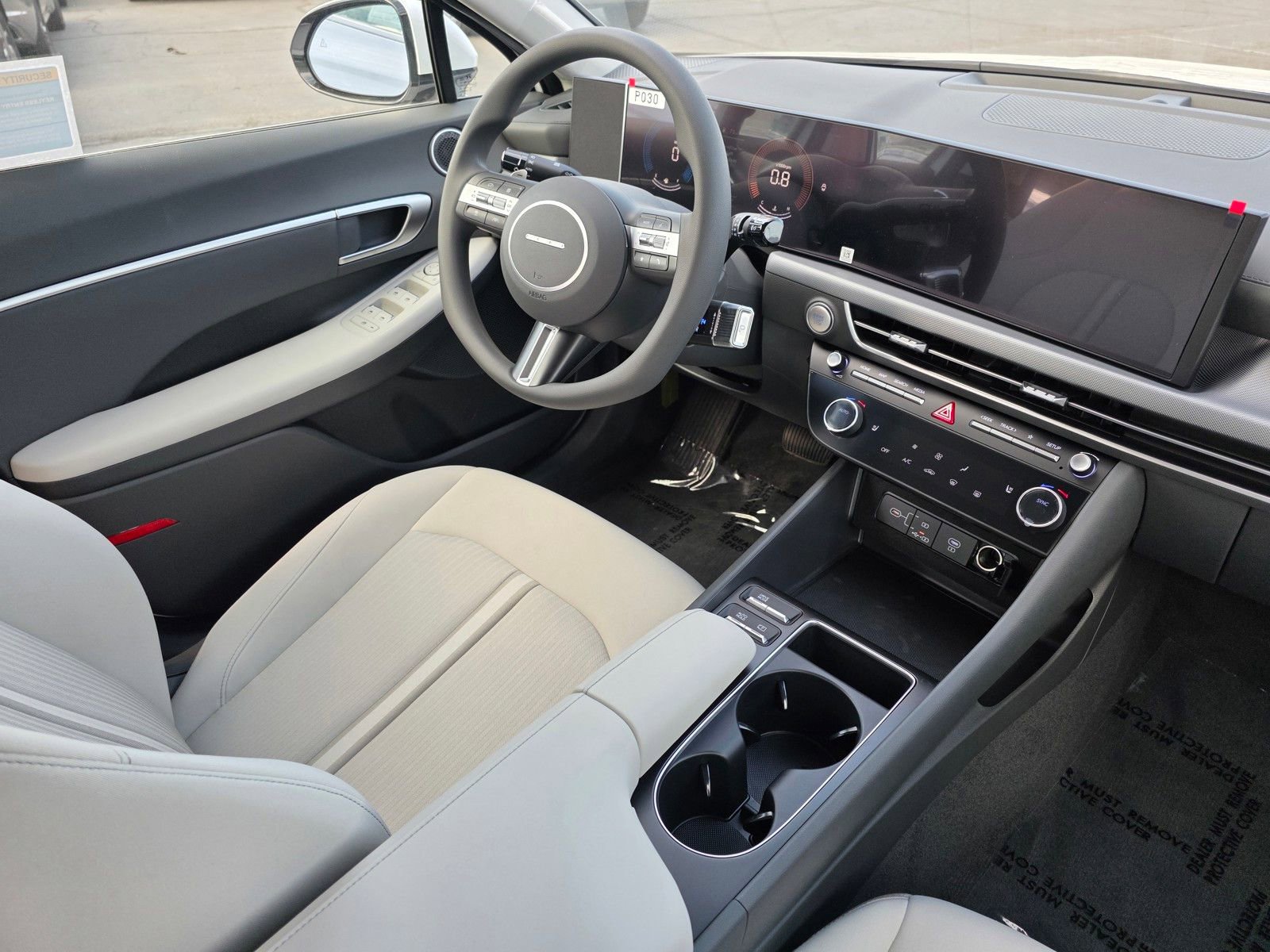 2025 Hyundai Sonata SEL - Photo 13