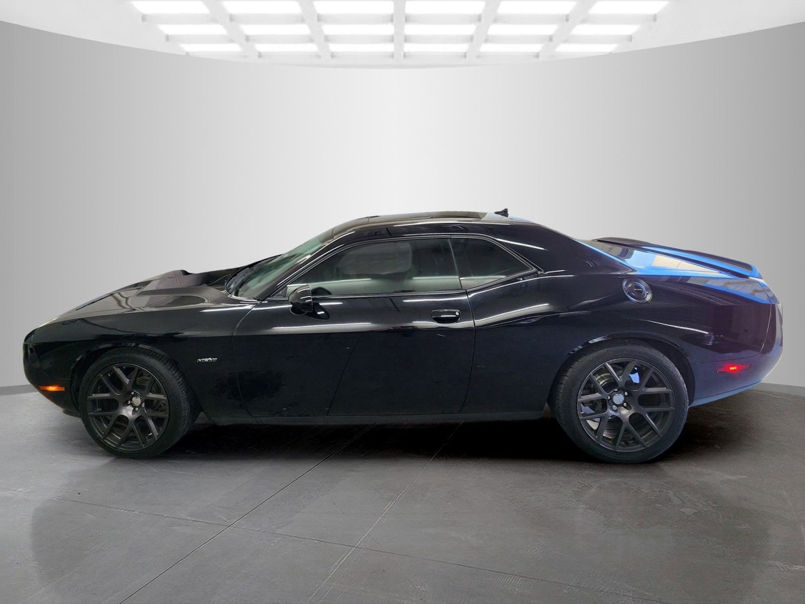 Used 2016 Dodge Challenger R/T Coupe