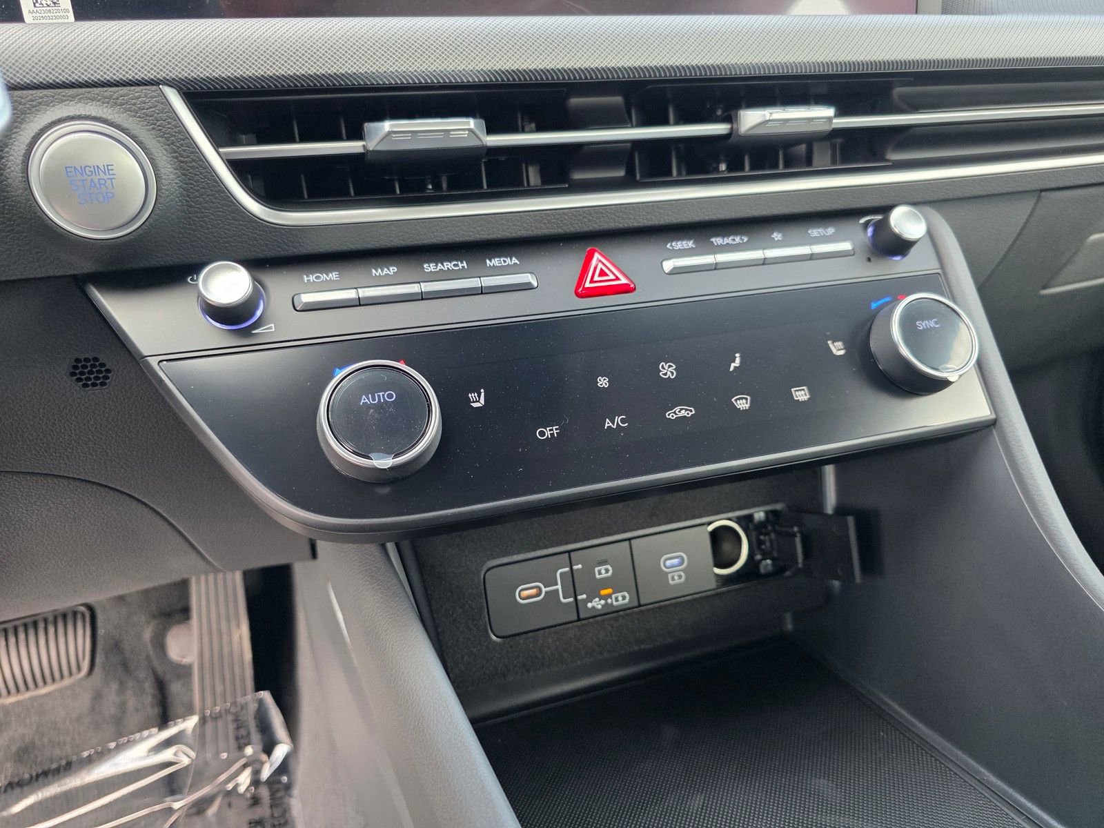 2025 Hyundai Sonata SEL - Photo 24