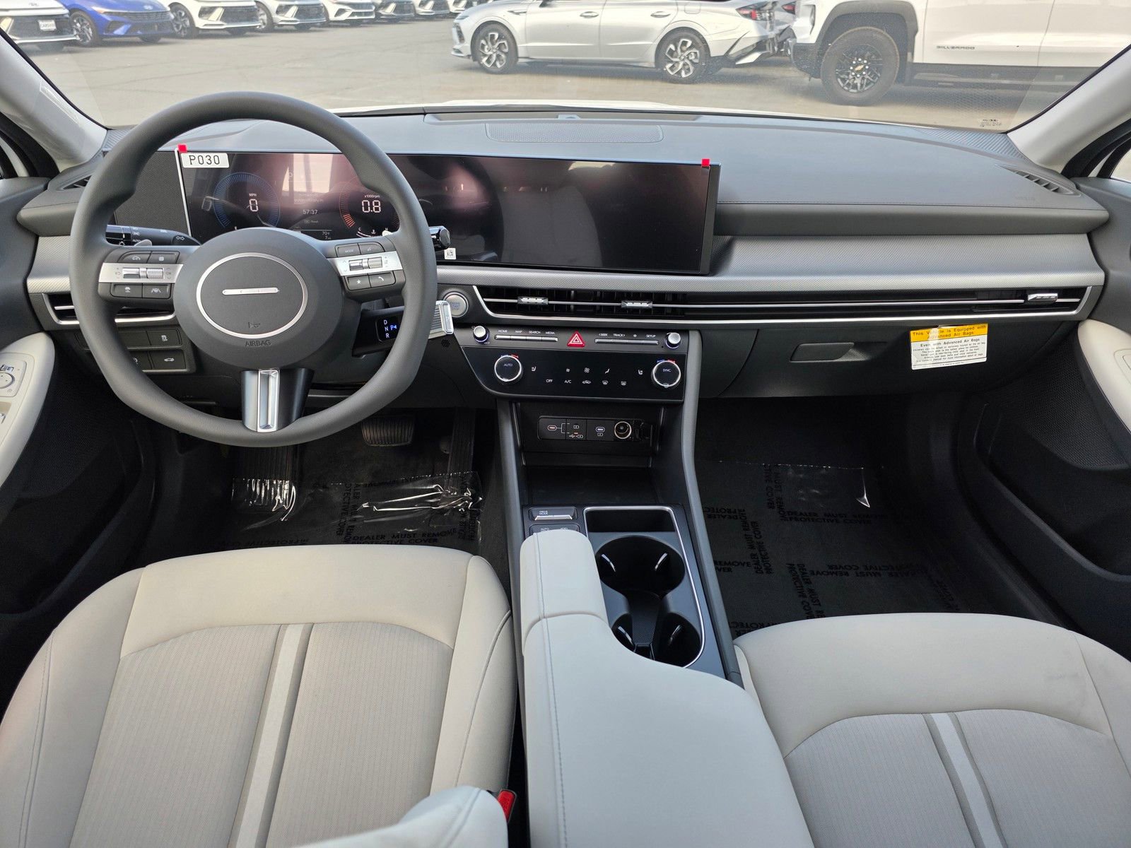 2025 Hyundai Sonata SEL - Photo 14