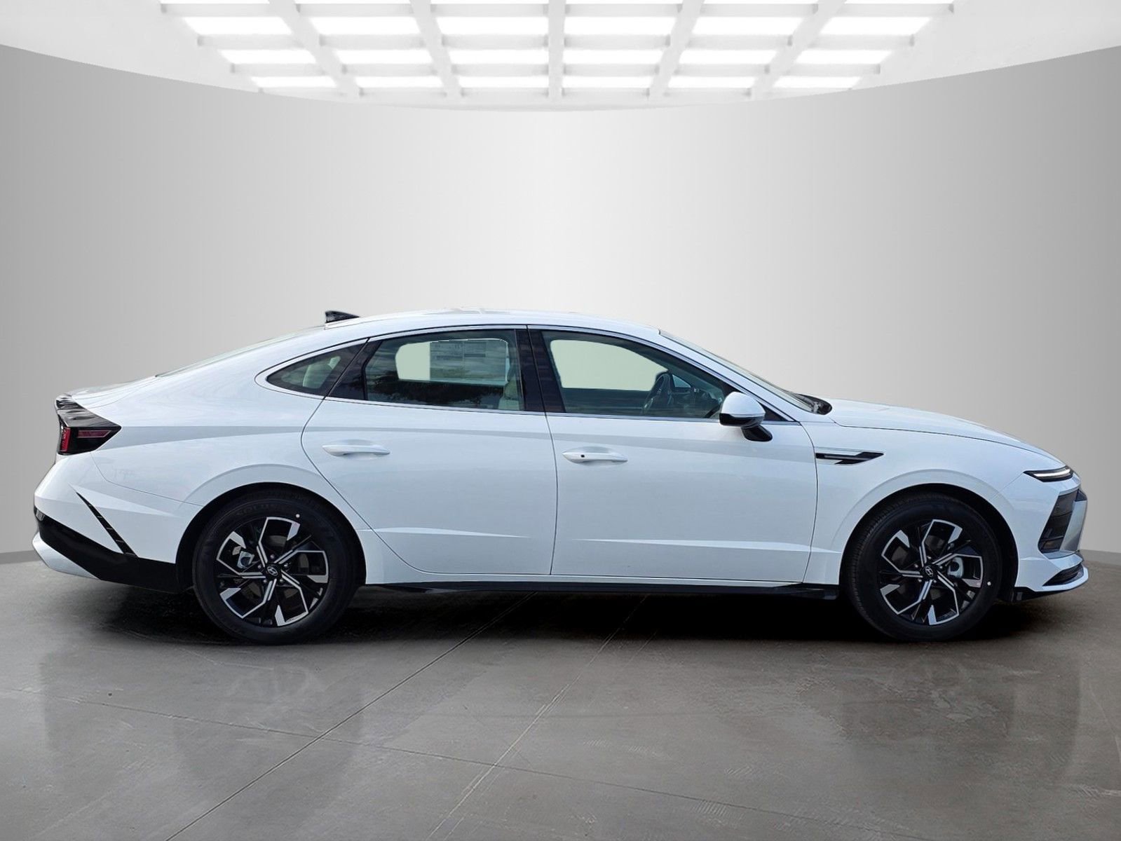 2025 Hyundai Sonata SEL - Photo 6