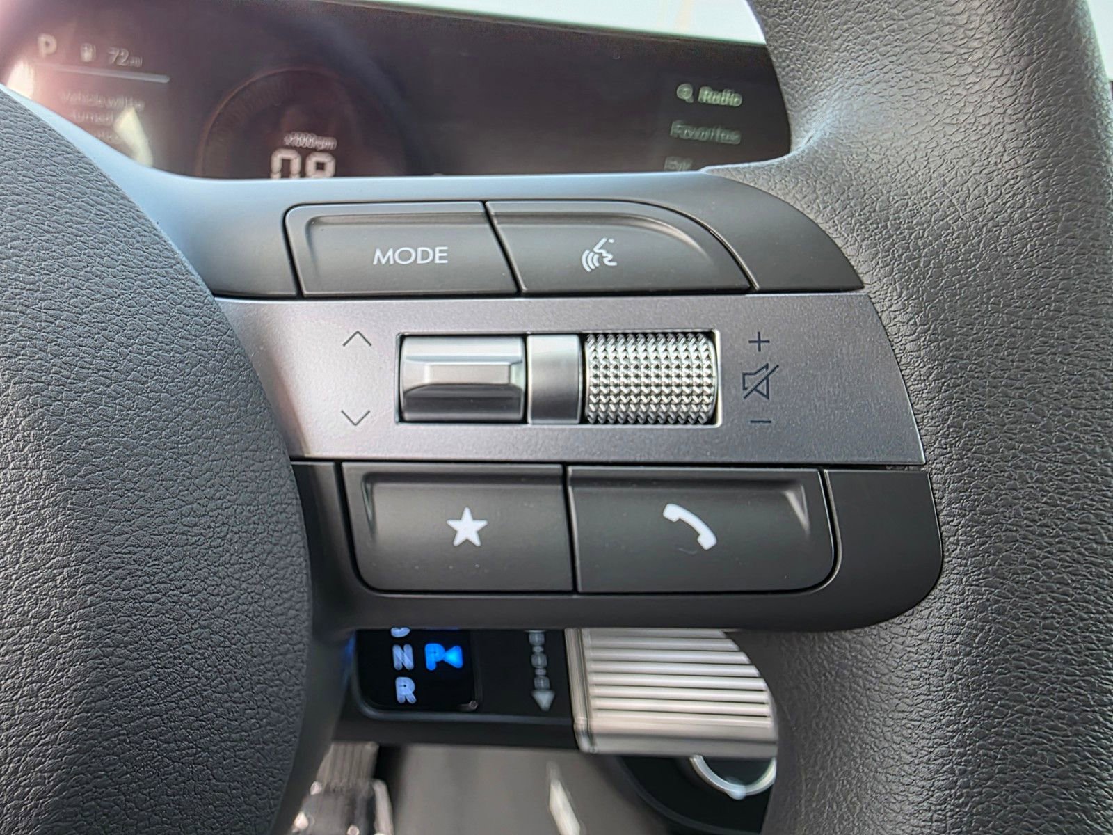2025 Hyundai Sonata SEL - Photo 29