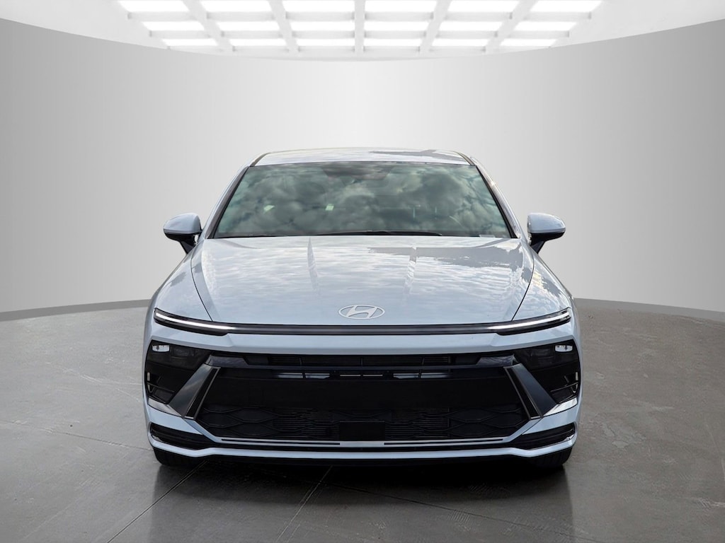 New 2025 Hyundai Sonata SEL 4dr Car