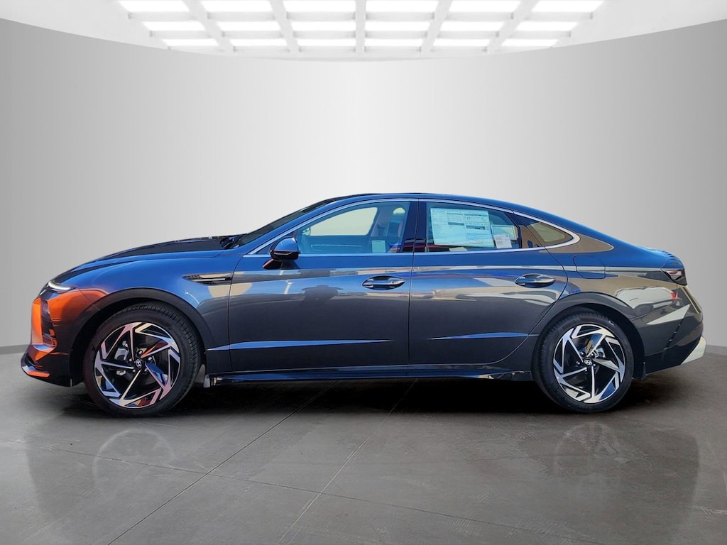 New 2026 Hyundai Sonata SEL Sport 4dr Car