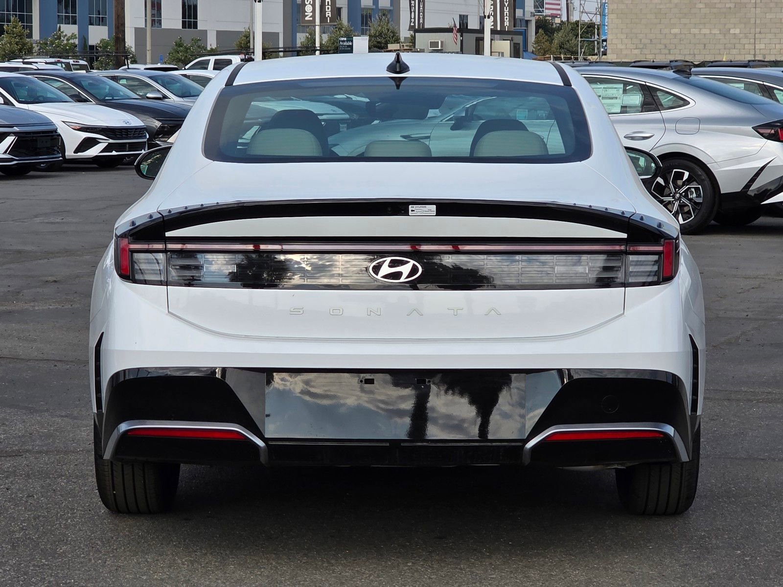 2025 Hyundai Sonata SEL - Photo 8