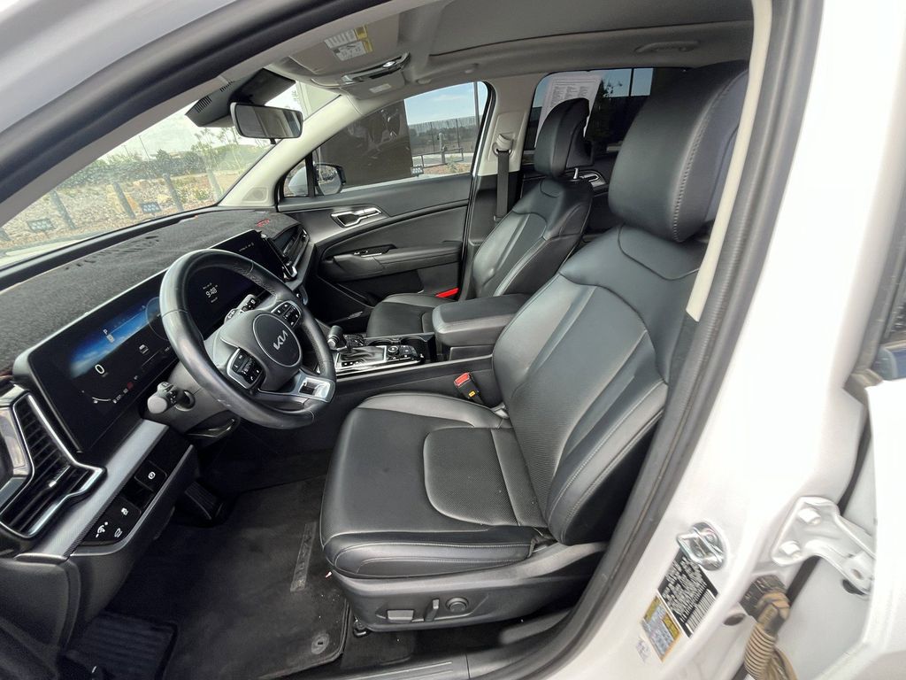 2025 Kia Sportage SX - Photo 10